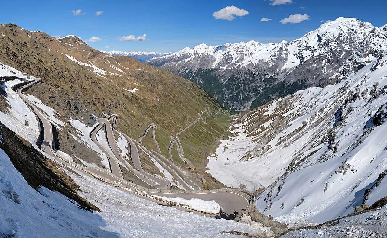 The Car-Free Alpine Passes Worth Planning a Trip Around